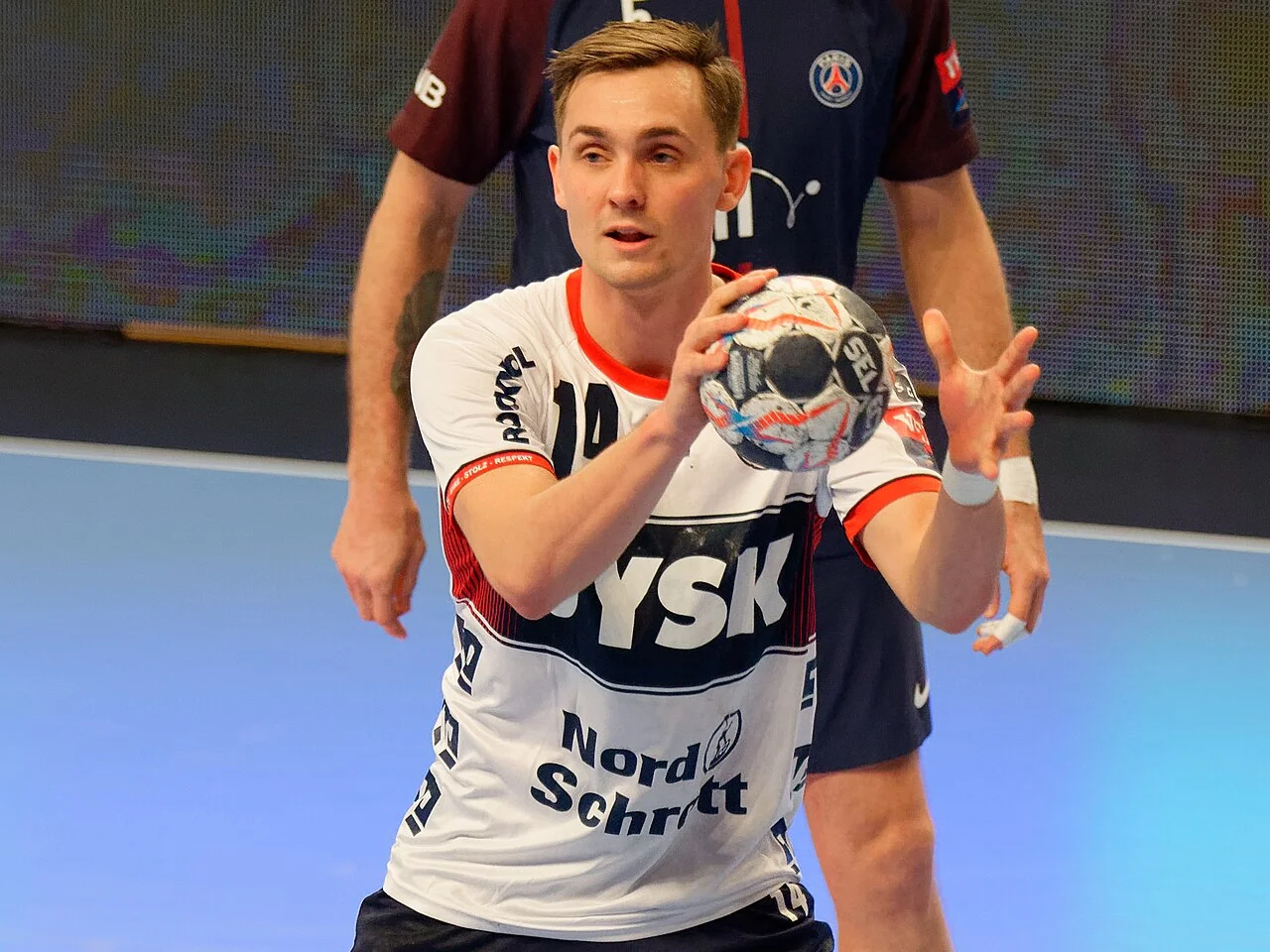 Hampus Wanne under en handbollsmatch